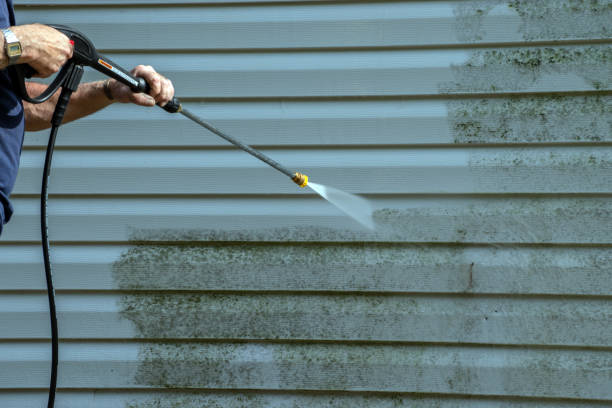 Animal Enclosure Cleaning in Goddard, KS